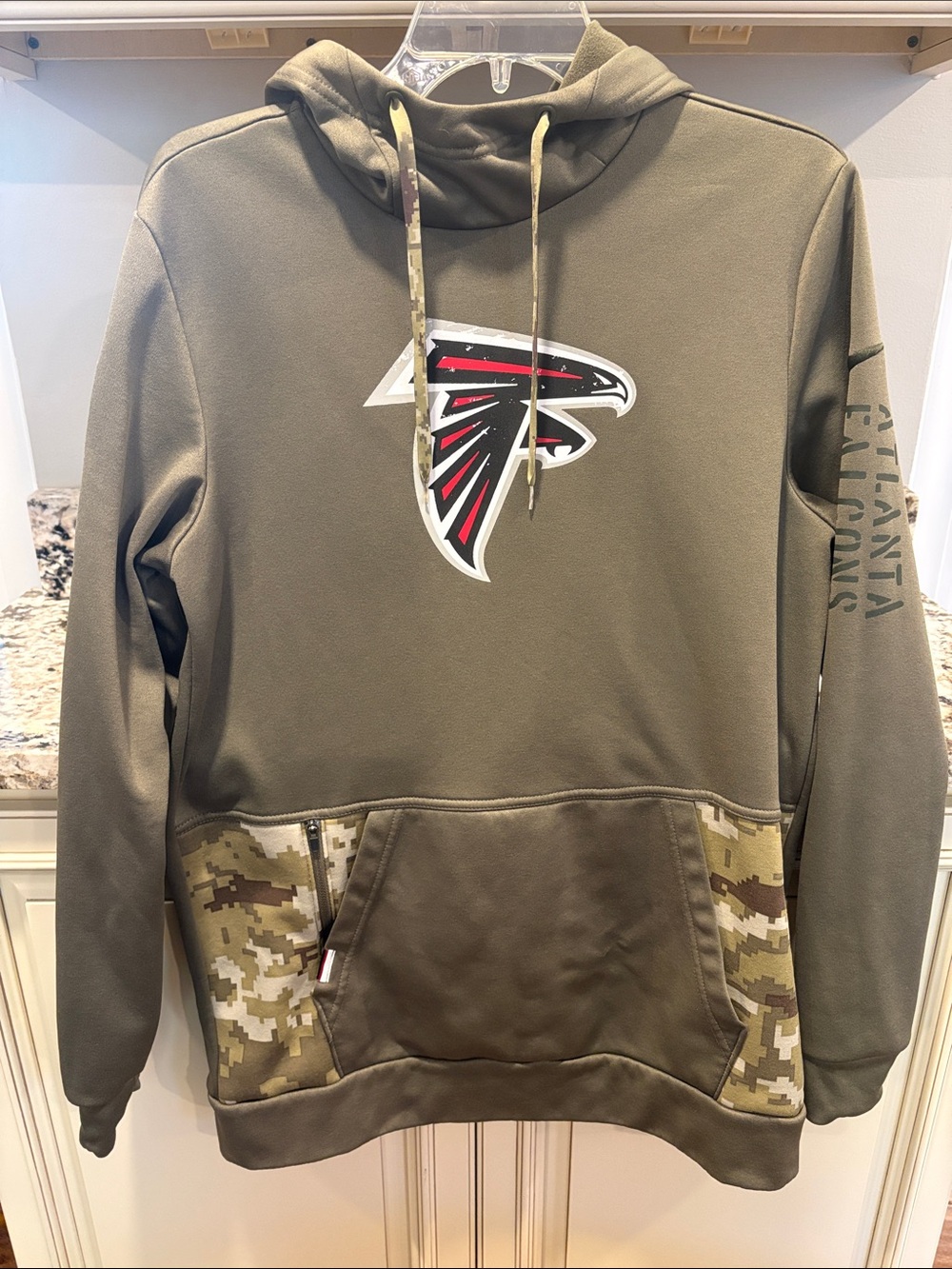 NFL salute to service Atlanta falcons therma-for hoodie, men’s small